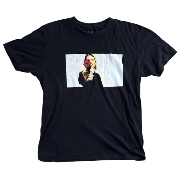 Vandal-A Kurt Cobain Red Rose Black T Shirt Men’s Size Large Streetwear Rare - Picture 4 of 7